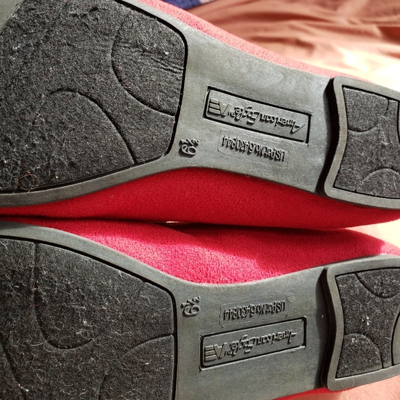 NWOT AE  Dorothy ruby red slipper shoes - Picture 15 of 16